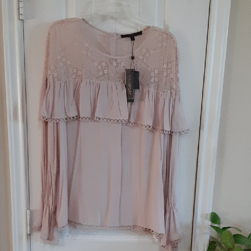 NWT MaxSport Blush Pink Floral Lace Ruffle Button Back Flounce Blouse XL